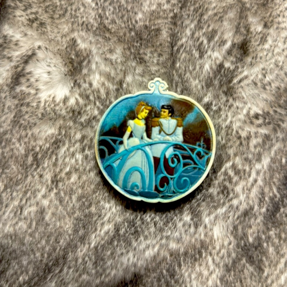 Olszewski Cinderella trinket box